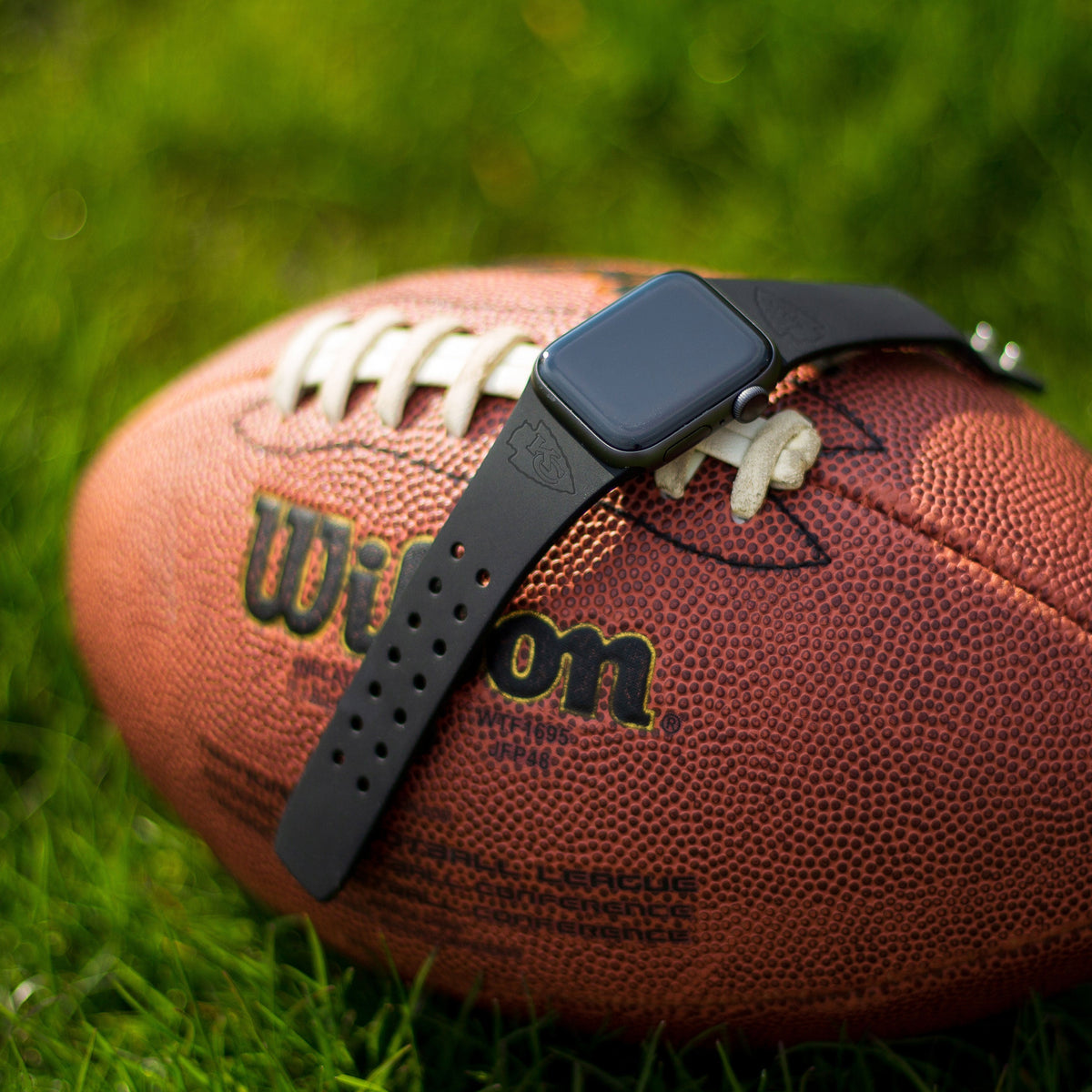 Game Time Kansas City Chiefs Engraved Apple Pro Combo Package