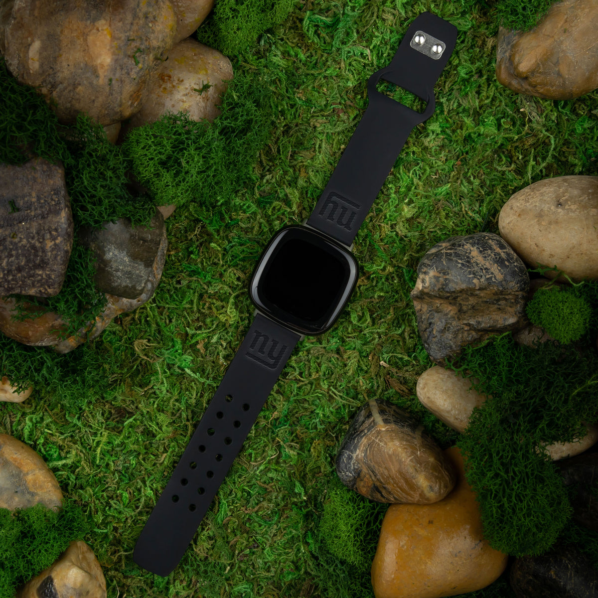 New York Giants Engraved Silicone Sport Fitbit Versa 3 &amp; Sense 1 Watch Band