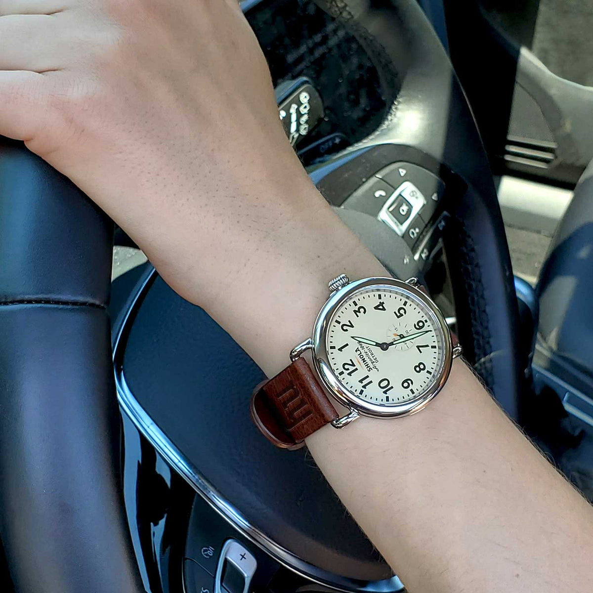 New York Giants Quick Change Leather Watch Band - USA Sewn - AffinityBands