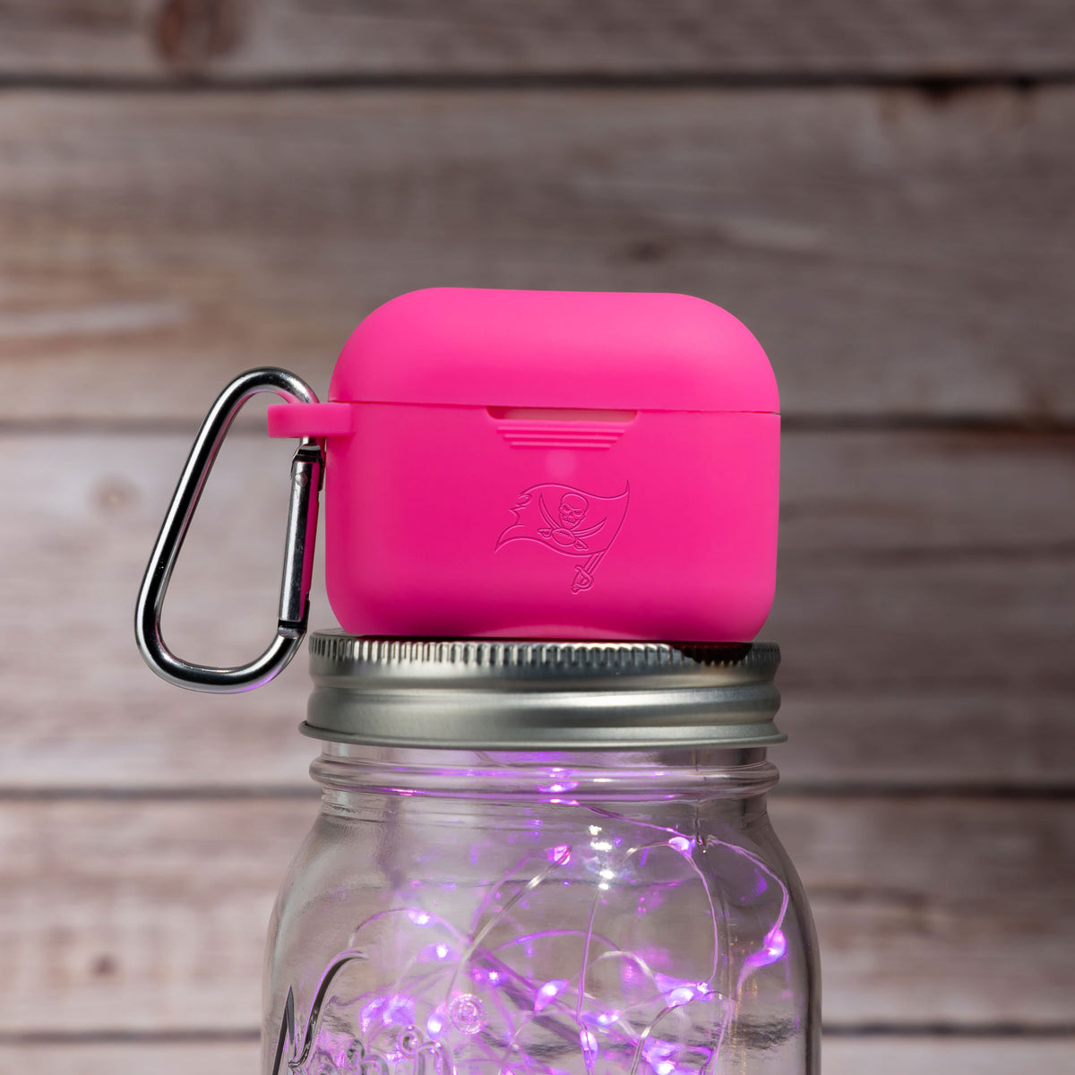 Game Time Tampa Bay Buccaneers Engraved Apple Combo Pro Package