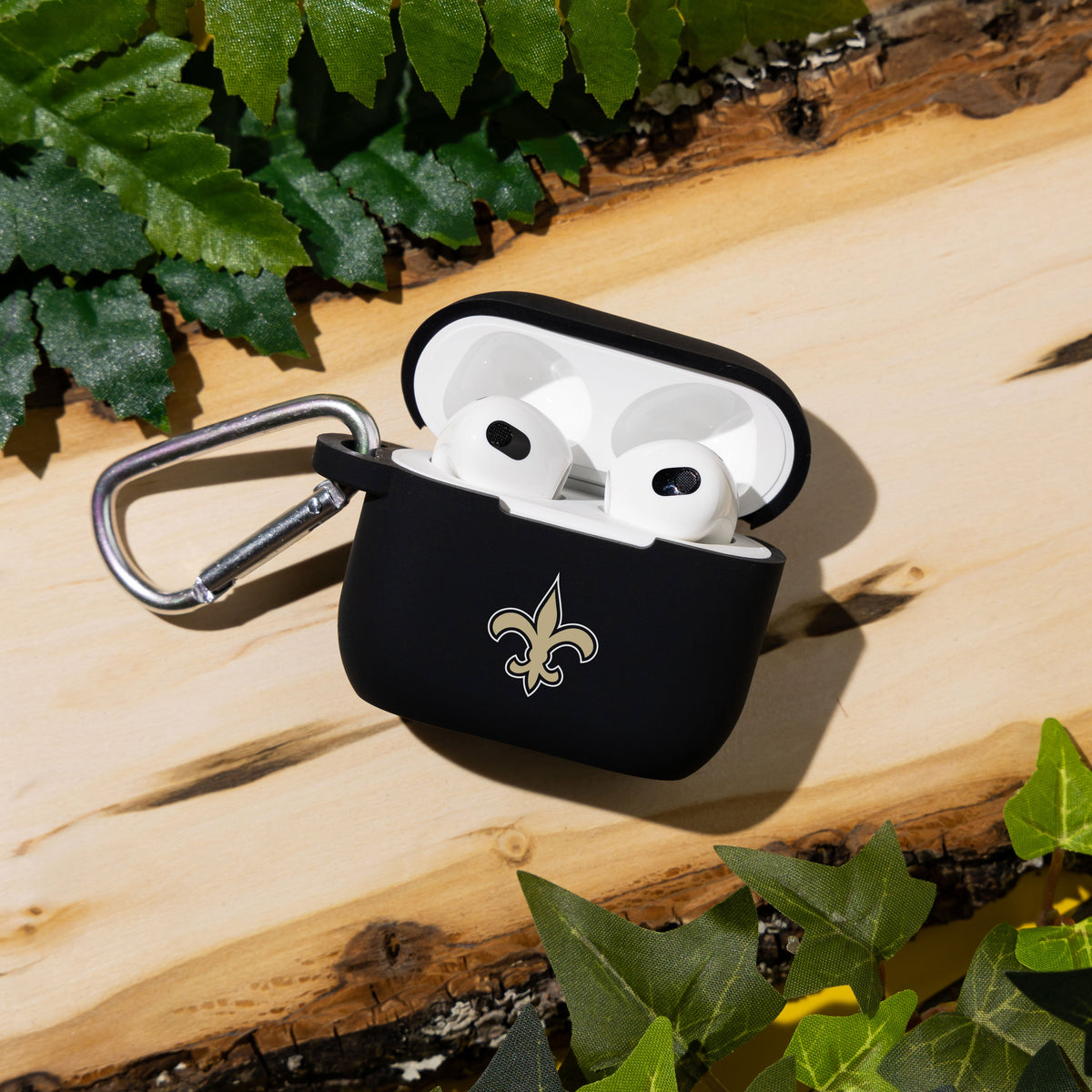New Orleans Saints Silicone Case Cover Compatible with Apple AirPods Generation 3 Battery Case (Black)