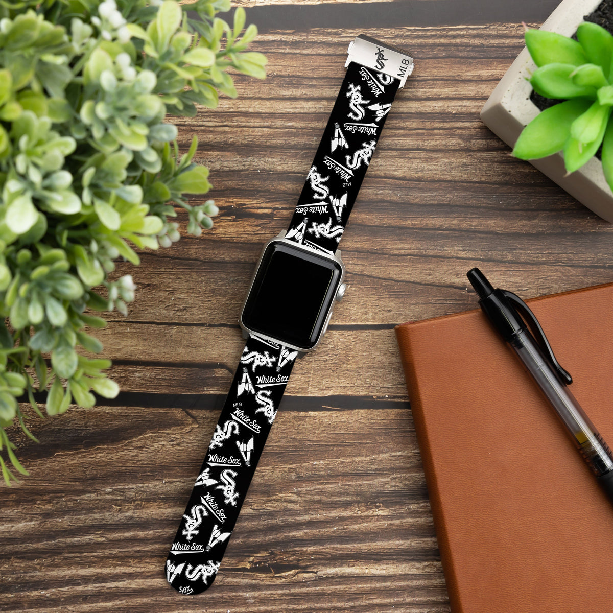 Game Time Chicago White Sox Signature Series Apple Watch Band With Engraved Buckle