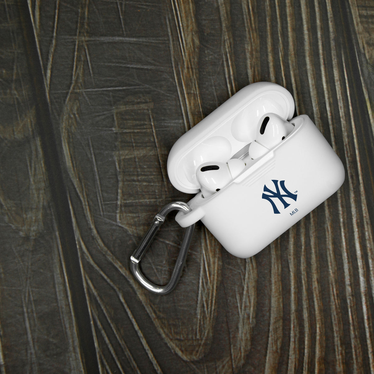 Game Time New York Yankees AirPods Pro Case Cover
